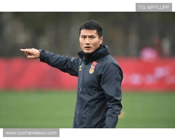 官宣！中超首位新帅上任，40岁前国足天才，4轮抢7分助深圳保级